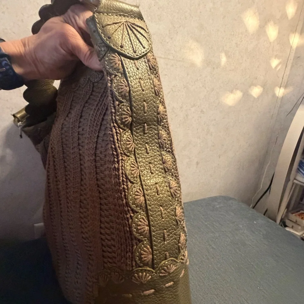 Isabella Fiore Gold Metallic Leather Knit Hobo Bag Scalloped Embroidered Boho